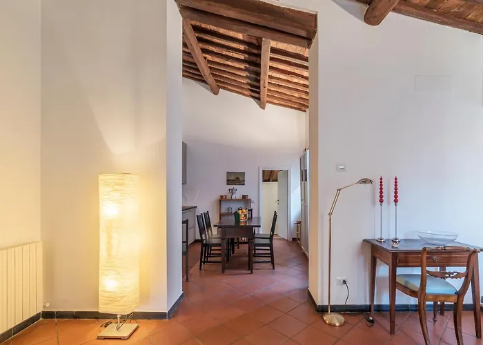 Three Bedrooms In World-famous Via Giulia - Fromhometorome Roma