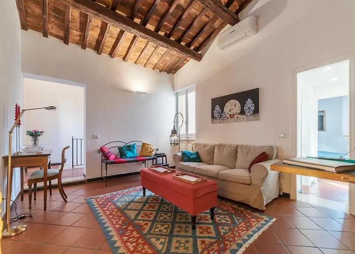 Three Bedrooms In World-famous Via Giulia - Fromhometorome Roma