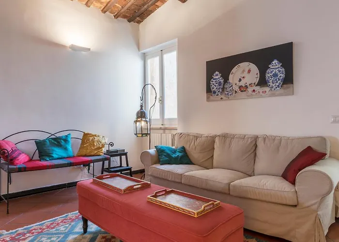 Appartamento Three Bedrooms In World-famous Via Giulia - Fromhometorome *