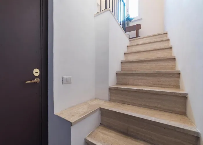 Three Bedrooms In World-famous Via Giulia - Fromhometorome *