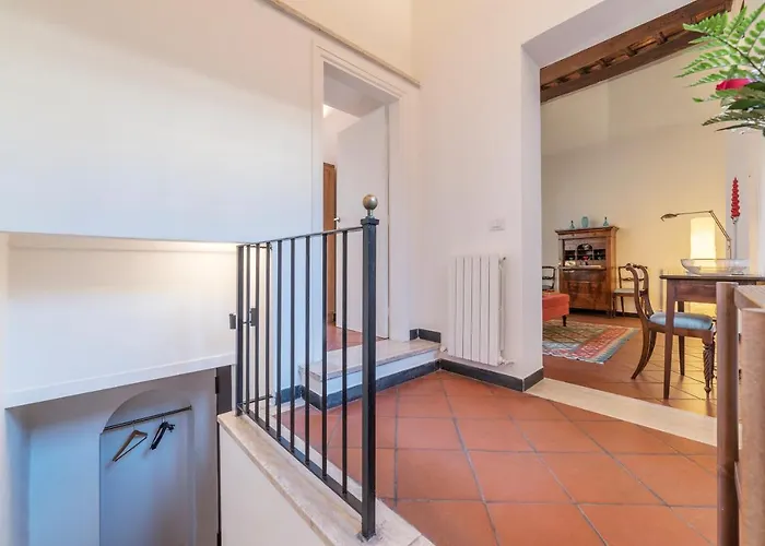 Three Bedrooms In World-famous Via Giulia - Fromhometorome *
