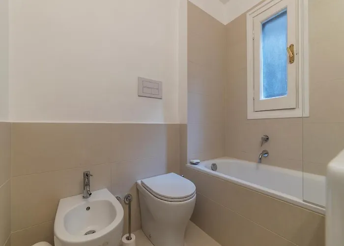 Three Bedrooms In World-famous Via Giulia - Fromhometorome Apartamento *