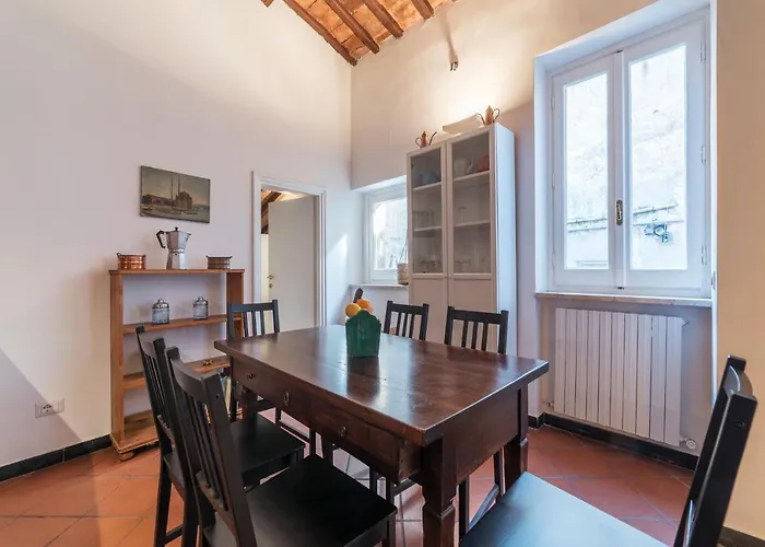 Three Bedrooms In World-famous Via Giulia - Fromhometorome Roma